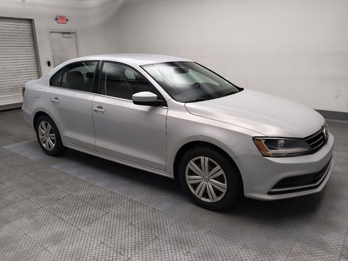 Used 2017 Volkswagen Jetta S w/ Jetta S Cold Weather Package FWD image 11
