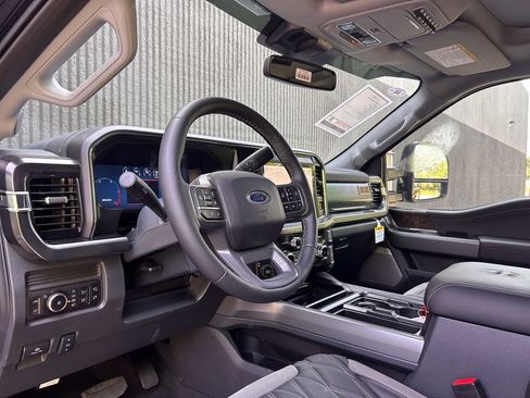 New 2026 Ford F250 Lariat w/ Black Appearance Package AWD/4WD image 11