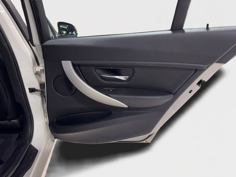 Used 2013 BMW 328i Sedan image 24