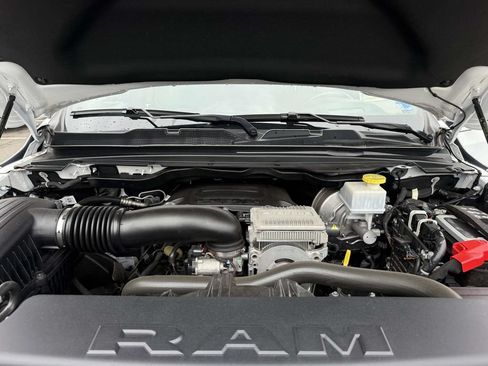 Used 2023 RAM 1500 Limited AWD/4WD image 12