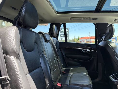 Used 2019 Volvo XC90 T6 Momentum w/ Advanced Package AWD/4WD image 21