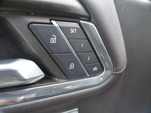 Used 2024 GMC Sierra 1500 Denali w/ Technology Package AWD/4WD image 8