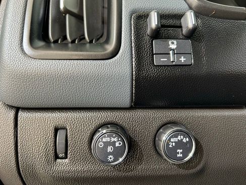 Used 2021 Chevrolet Colorado Z71 w/ Safety Package image 31