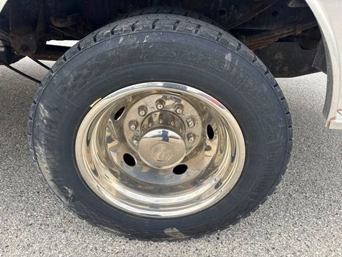 Used 2018 Ford F550 4x4 Crew Cab Super Duty image 12