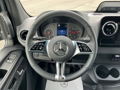 New 2026 Mercedes-Benz Sprinter 2500 image 26