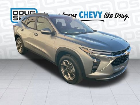 New 2026 Chevrolet Trax LT w/ Driver Confidence Package image 22