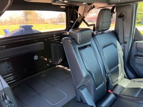 Used 2025 Ford Bronco Big Bend w/ Black Diamond Package AWD/4WD image 34