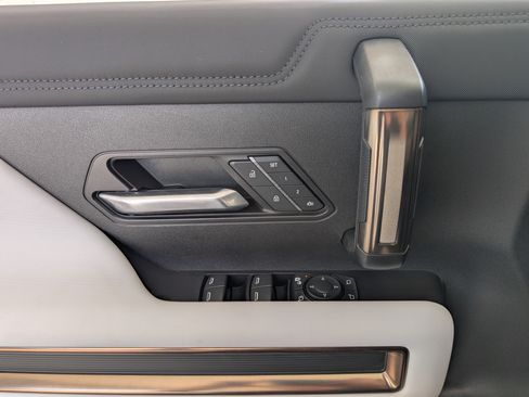 Used 2023 GMC Hummer EV Edition 1 AWD/4WD image 16