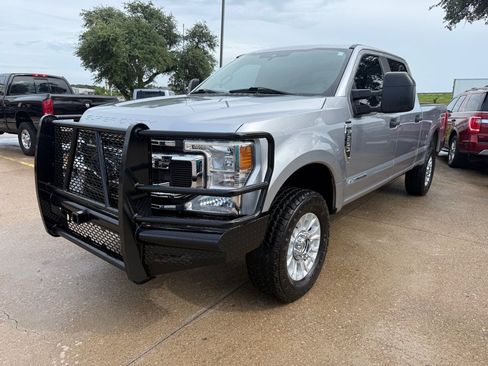 Used 2021 Ford F250 XL w/ STX Appearance Package AWD/4WD image 3
