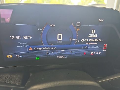 Used 2024 Chevrolet Blazer EV LT AWD/4WD image 5