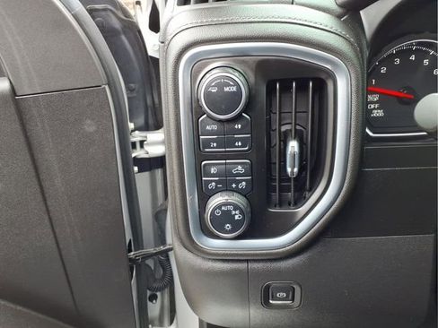 Used 2021 Chevrolet Silverado 1500 RST image 20