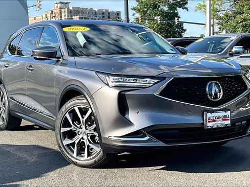 Used 2023 Acura MDX SH-AWD w/ Technology Package image 2