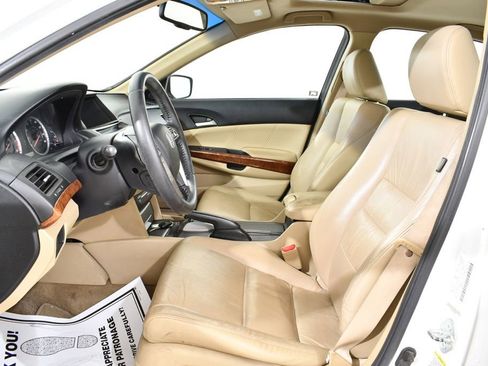Used 2011 Honda Accord EX-L image 6