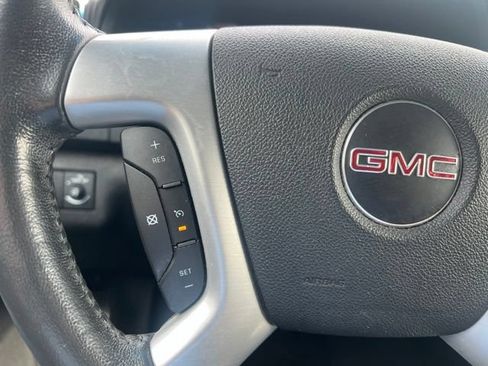 Used 2012 GMC Acadia SLE FWD image 27
