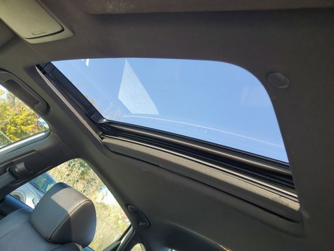 Used 2019 Honda Accord Sport image 16