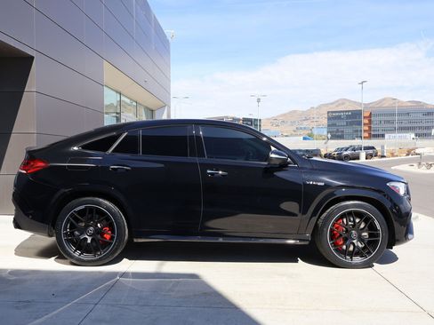 Used 2022 Mercedes-Benz GLE 63 AMG S image 4