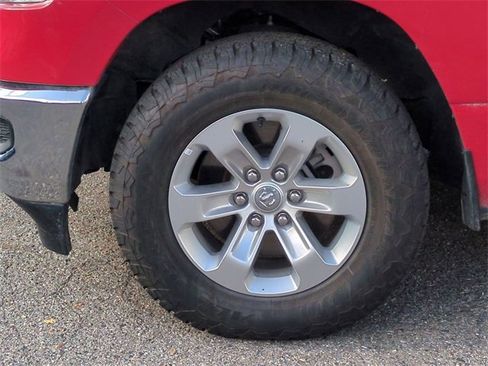 Used 2024 RAM 1500 Laramie image 10