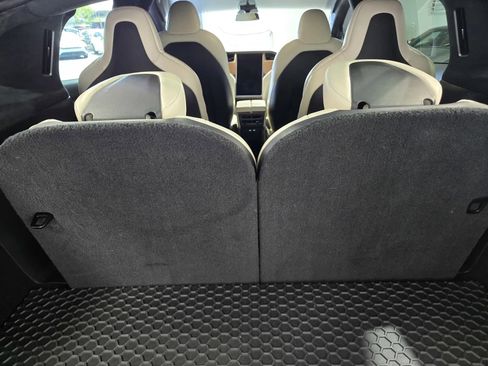 Used 2020 Tesla Model X Performance image 10