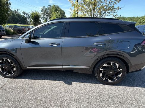 Used 2023 Kia Sportage SX FWD image 11