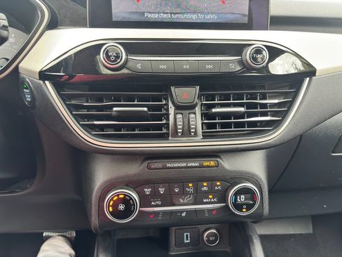 Used 2020 Ford Escape SEL AWD/4WD image 32