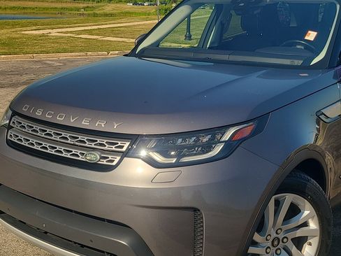 Used 2018 Land Rover Discovery HSE AWD/4WD image 8