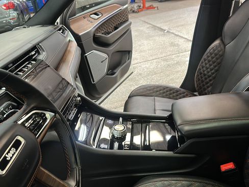 Used 2023 Jeep Grand Cherokee Summit w/ Luxury Tech Group V AWD/4WD image 26