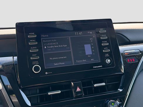 Used 2024 Toyota Camry LE w/ Convenience Package image 29