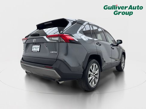 Used 2020 Toyota RAV4 Limited FWD image 8