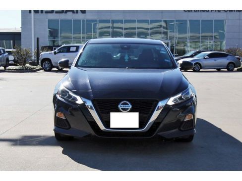 Used 2022 Nissan Altima 2.5 SV image 8