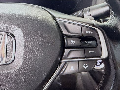 Used 2022 Honda Accord Sport image 15