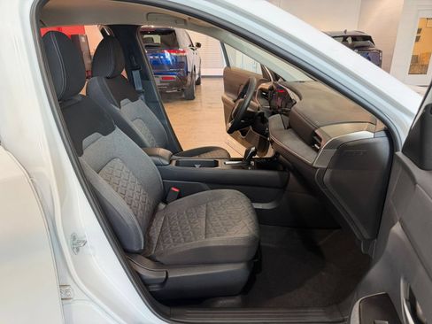 Used 2026 Nissan Kicks SV w/ Cold Weather Package AWD/4WD image 35