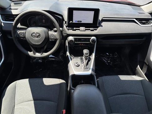 Used 2025 Toyota RAV4 XLE AWD/4WD image 24