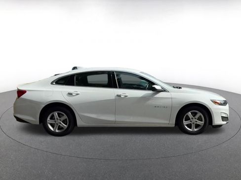Used 2023 Chevrolet Malibu LT w/ Driver Confidence Package FWD image 17