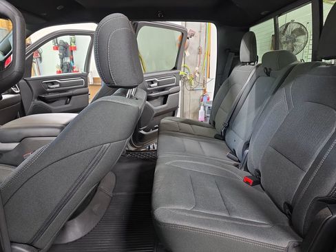 Used 2021 RAM 1500 Big Horn AWD/4WD image 13