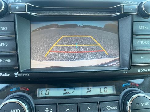 Used 2018 Toyota RAV4 XLE w/ Plus Extra Value Package AWD/4WD image 18