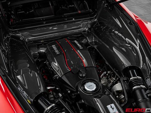 Used 2019 Ferrari 488 Pista Coupe RWD image 23