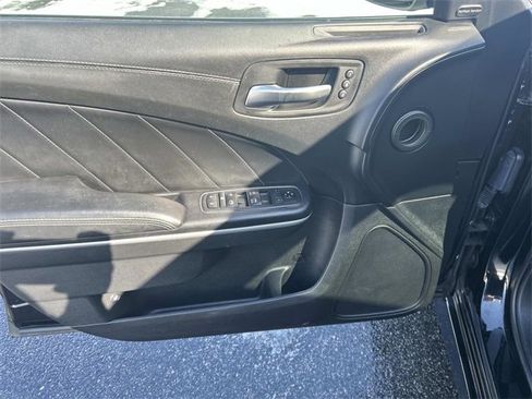 Used 2019 Dodge Charger R/T w/ Plus Group image 18