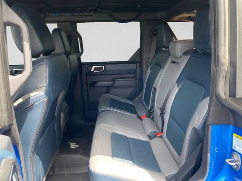 Used 2024 Ford Bronco Outer Banks AWD/4WD image 25