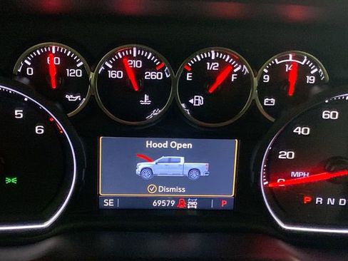 Used 2020 Chevrolet Silverado 1500 LT w/ All-Star Edition image 39