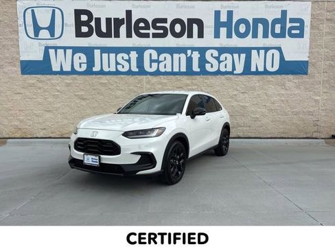 Used 2024 Honda HR-V Sport image 1