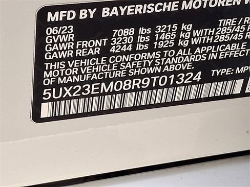 Used 2024 BMW X7 xDrive40i w/ Premium Package image 27