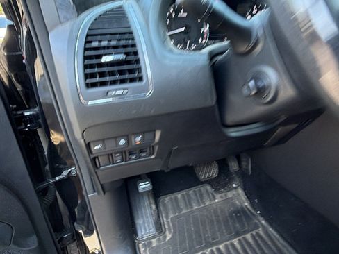 Used 2024 INFINITI QX80 Sensory AWD/4WD image 27