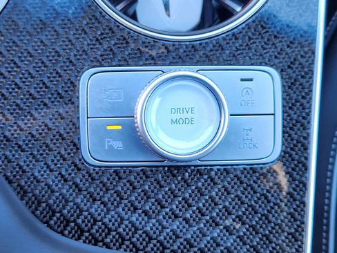 Used 2025 Genesis GV80 3.5T e-SC image 24