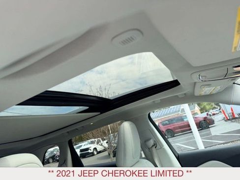 Certified 2021 Jeep Cherokee Limited image 13
