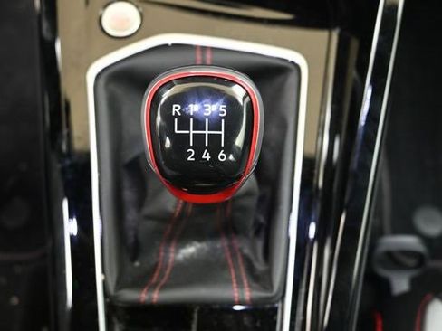 Certified 2024 Volkswagen GTI Autobahn image 29