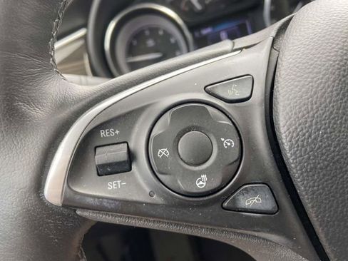 Used 2019 Buick Envision Essence image 16