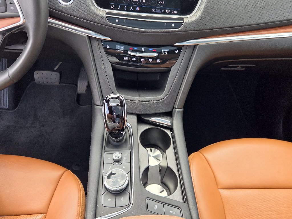 Used 2024 Cadillac XT5 Premium Luxury w/ Technology Package AWD/4WD image 21