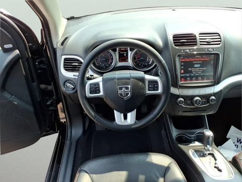 Used 2018 Dodge Journey GT w/ Driver Convenience Group AWD/4WD image 13