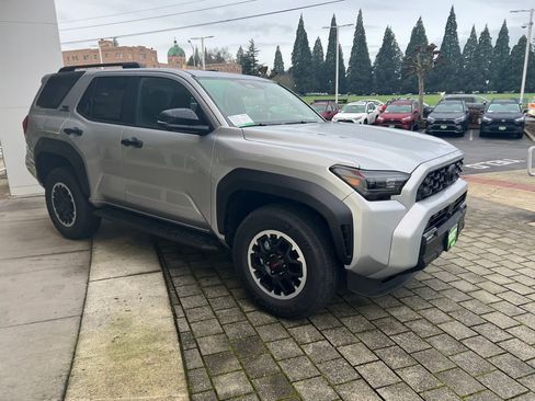New 2025 Toyota 4Runner TRD Off-Road Premium image 7