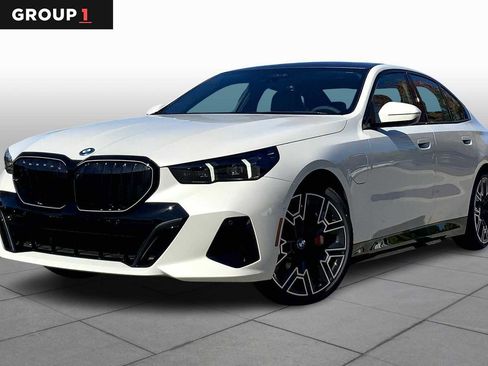 Used 2026 BMW 550e xDrive 550e xDrive w/ Executive Package image 1